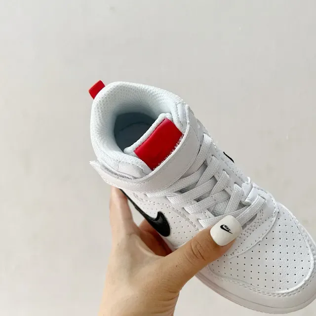 Nike White and Black High-Top Lifestyle Sneakers 24