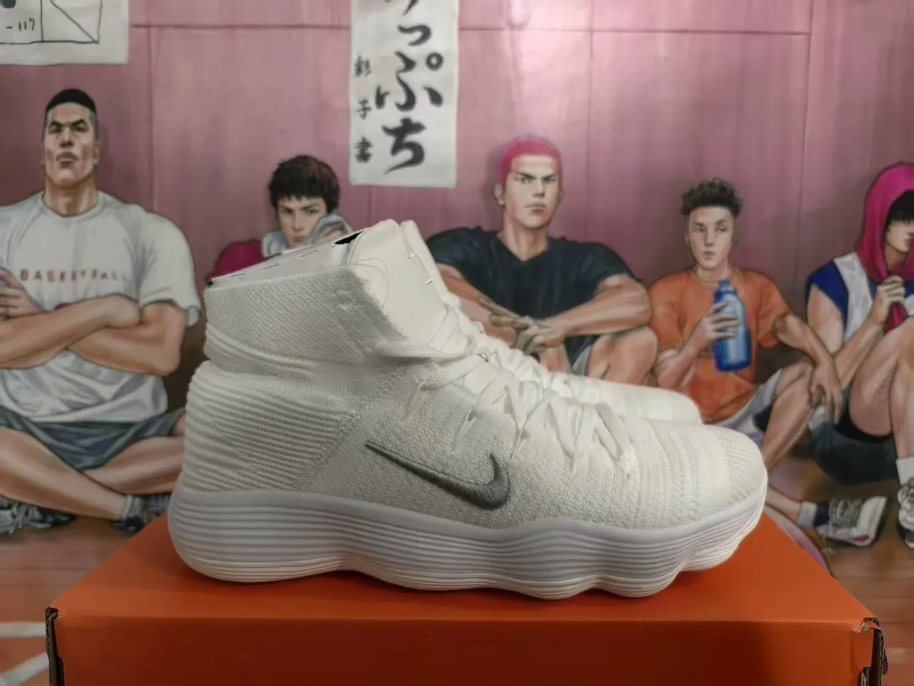 Nike White and Silver Knit High-Top Basketball Shoes 3