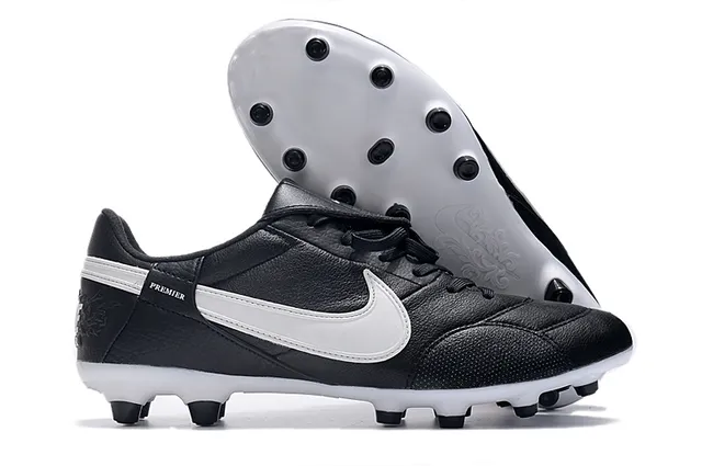 Nike Blanc Noir Bas-Coupé Cuir-Synthétique Hybride Supérieur Terrain Ferme Chaussures de Football 4