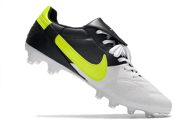 Nike Blanc Noir Bas-Coupé Cuir-Synthétique Hybride Supérieur Terrain Ferme Chaussures de Football 13