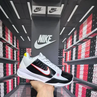 Nike White Black Low-Top Silhouette Layered Synthetic Cage Basketball Shoes