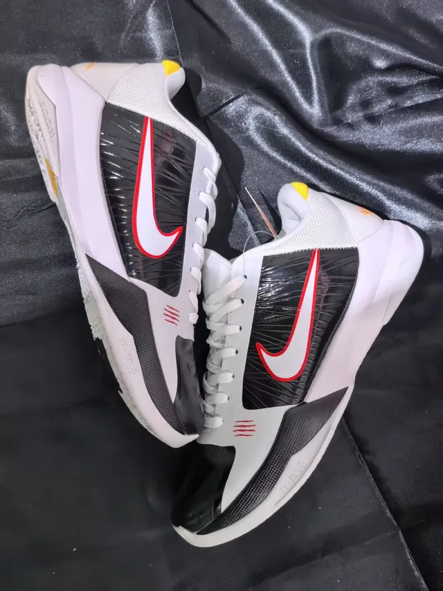 Nike White Black Low-Top Silhouette Layered Synthetic Cage Basketball Shoes 4