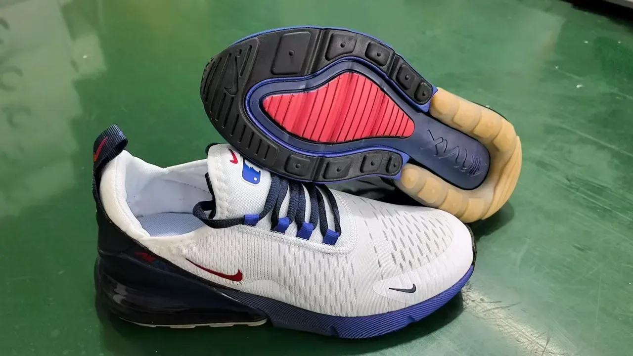 Nike White Blue Engineered Mesh Upper Visible Air Cushioning Unit Lifestyle Sneakers 2