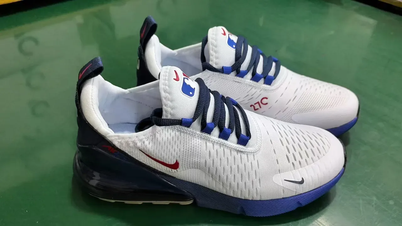 Nike White Blue Engineered Mesh Upper Visible Air Cushioning Unit Lifestyle Sneakers 3