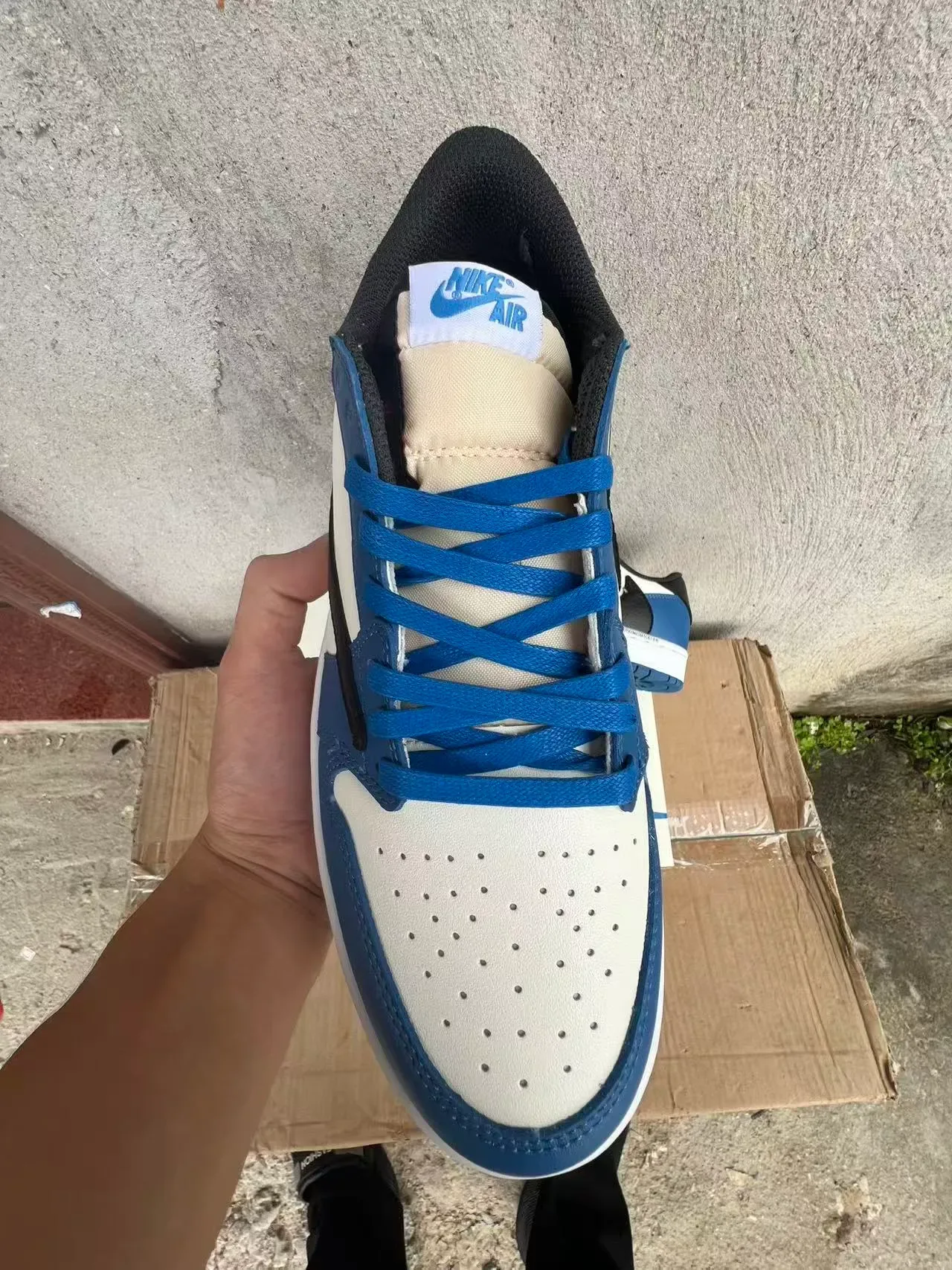 Nike White Blue Low-Top Basketball-Inspired Silhouette Multi-Panel Leather Upper Lifestyle Sneakers 3