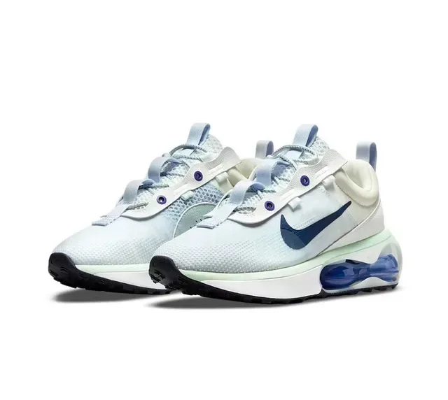 Nike White Blue Mesh Upper Visible Air Cushioning Unit Sneakers 2