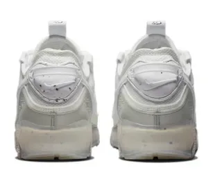 Nike White Gray Low-Top Mesh-and-Synthetic Upper Lifestyle Sneakers 3