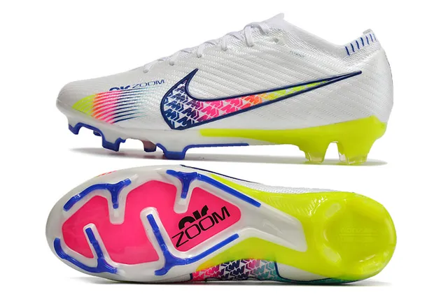Nike Blanc Multicolore Flyknit Haut Air Zoom Amortissement Chaussures de soccer pour terrain ferme 1