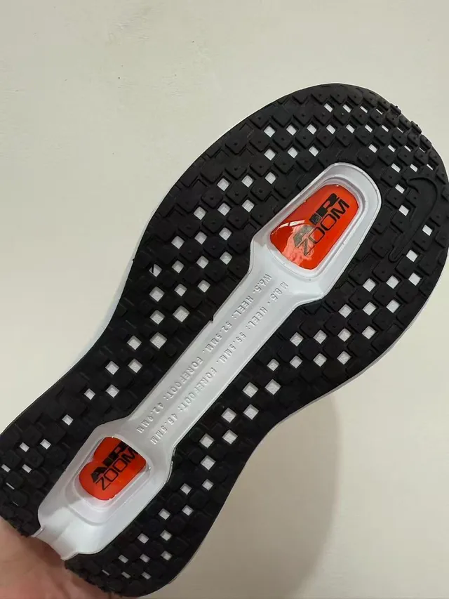 Nike White Orange Engineered Mesh Upper Visible Air Zoom Unit Running Shoes 2