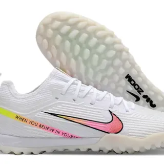 Nike White Pink Low-Cut Shoe Textured Synthetic Upper Turf Soccer Shoes