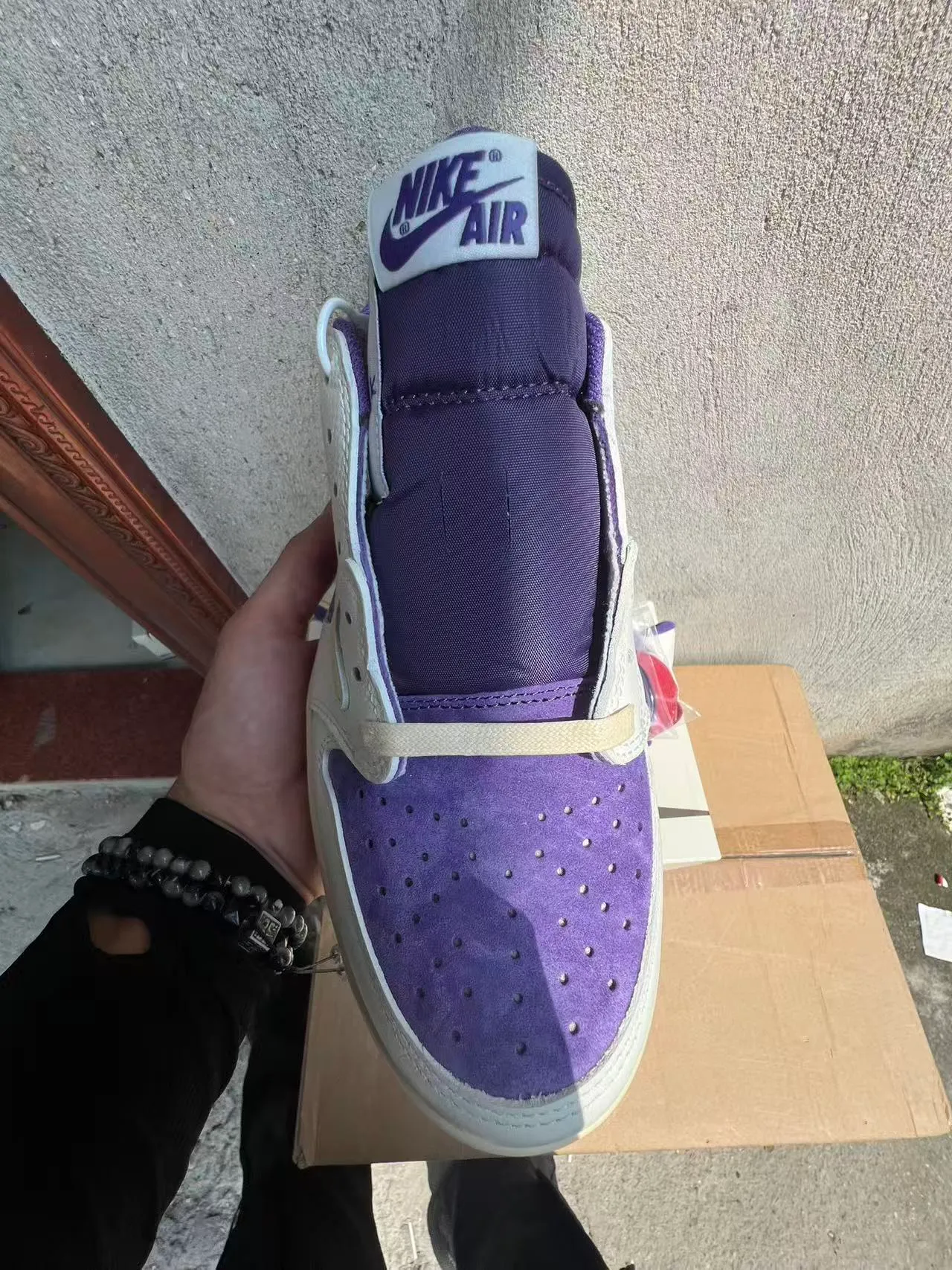 Nike White Purple Low-Top Leather And Suede Panelled Lifestyle Sneakers 3