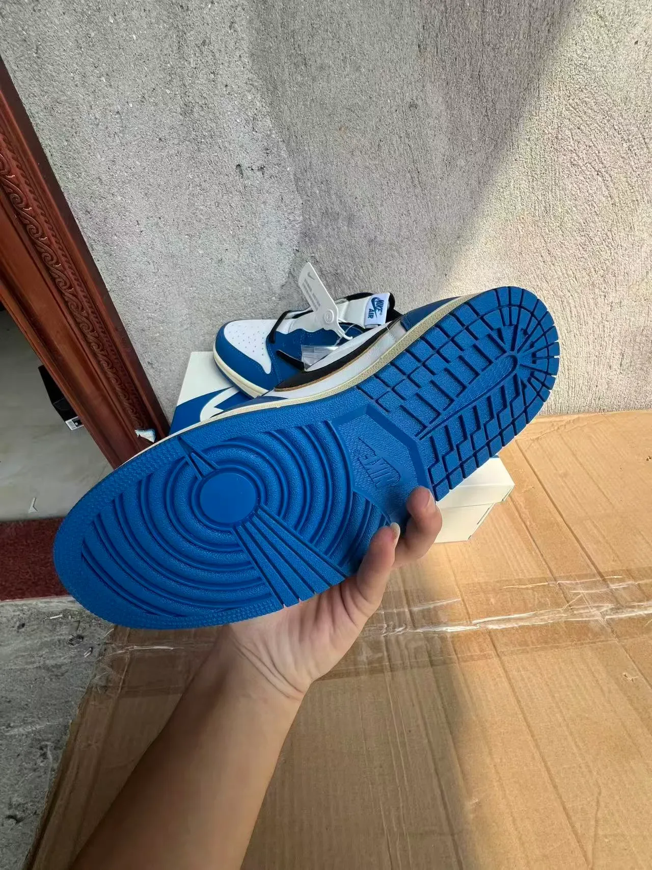 Nike x Cactus Jack x Fragment Design Air Jordan 1 Royal Lifestyle Sneakers 6