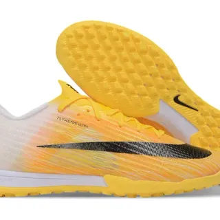 Nike Amarillo Negro Flyweave Knit Upper Transición de color gradient Zapatos de fútbol Turf