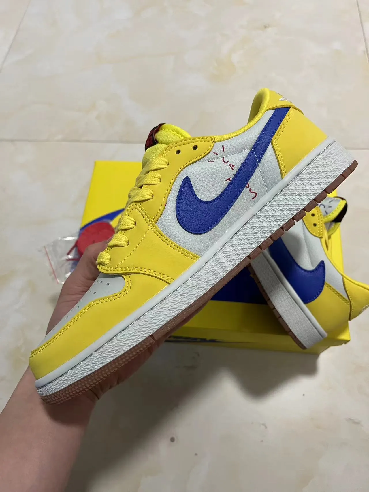 Nike Yellow Blue Low-Top Leather-Paneled Lifestyle Sneakers 5