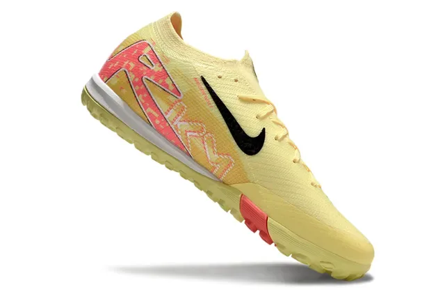 Nike Jaune Rose Upper en tricot Col bas Turf Chaussures de football 2