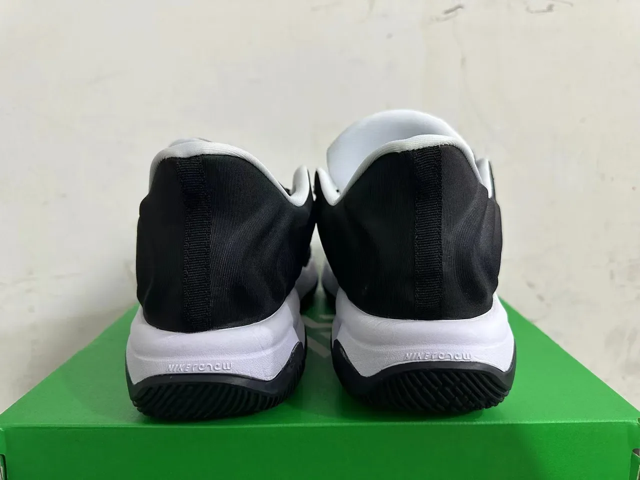 Nike Zoom 2K Black and White Sculpted Wavy Midsole Lifestyle Sneakers 3