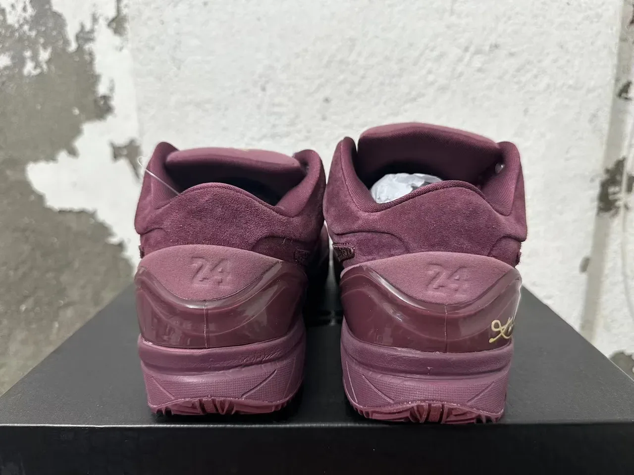 Nike Zoom Kobe IV Burgundy Suede Lifestyle Sneakers 2