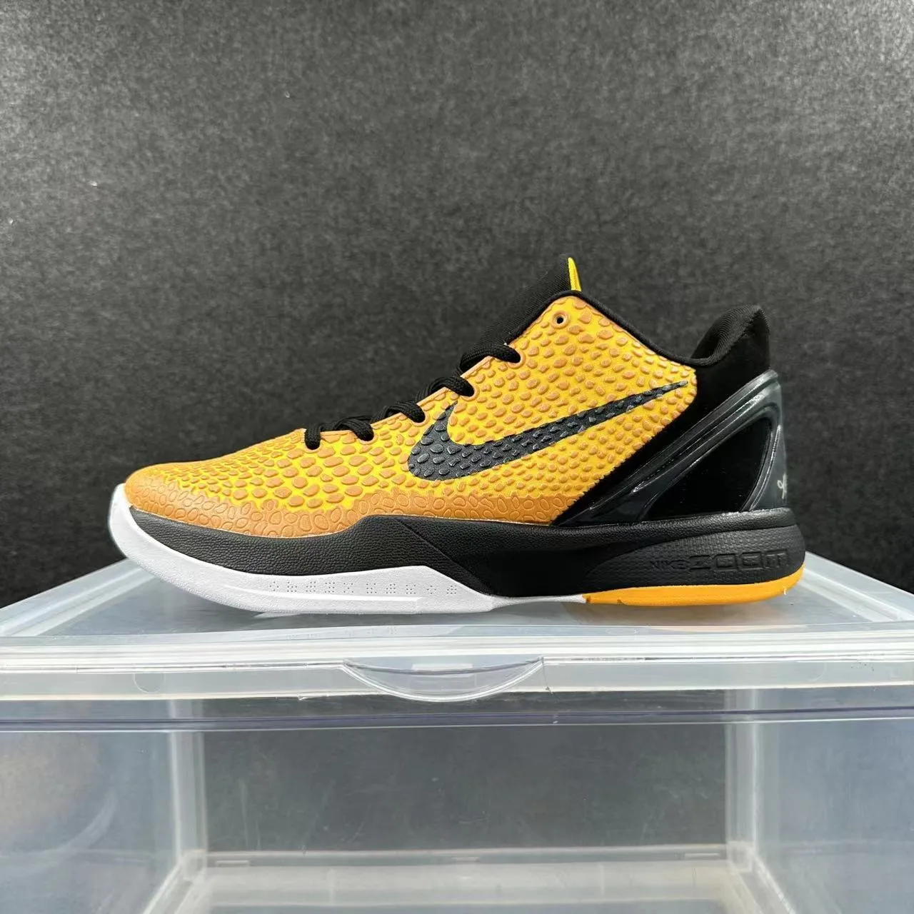 Nike Zoom Kobe VI Yellow Black Basketball Shoes 2