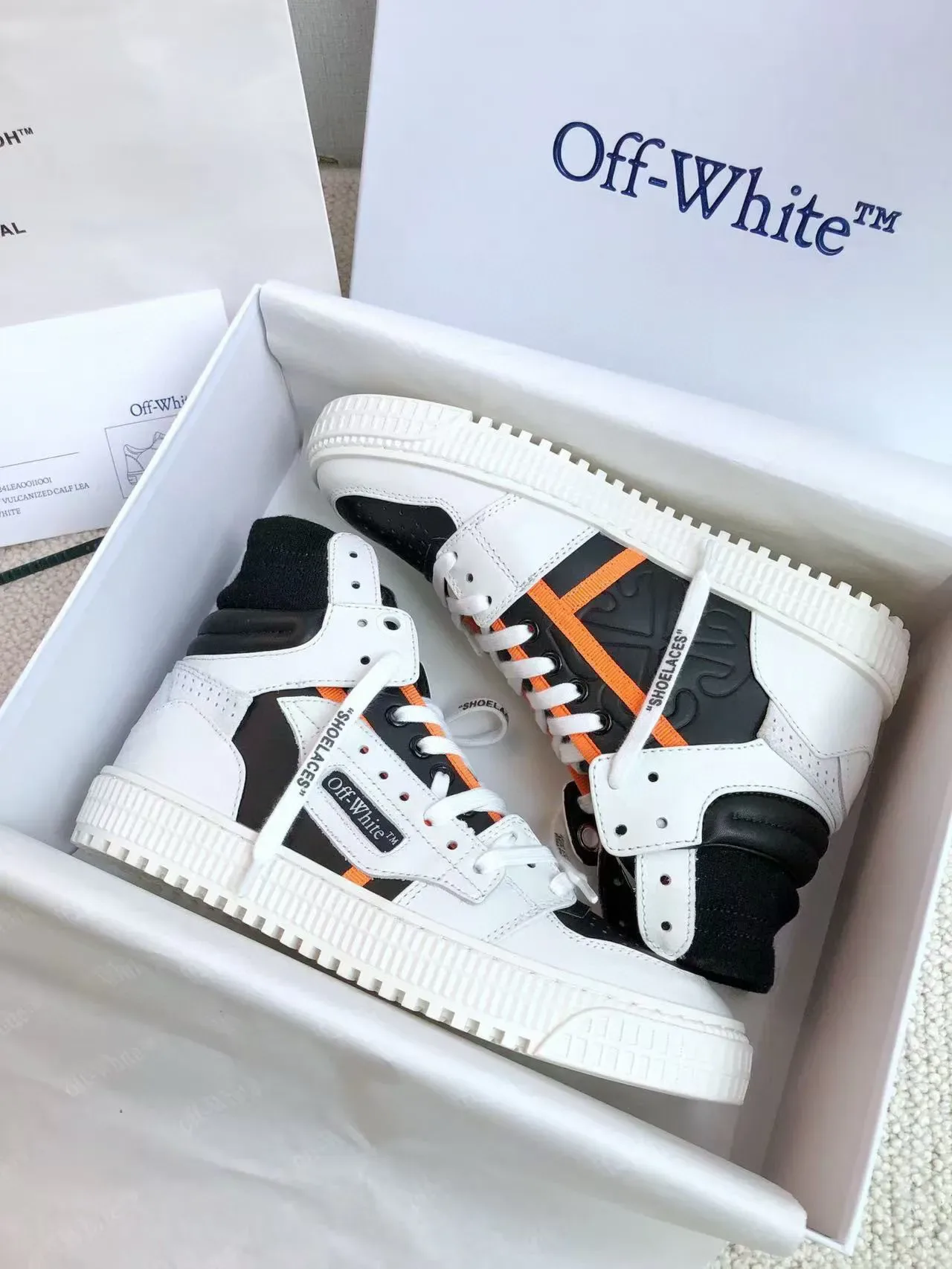 Off-White কালো হাই-টপ সক-কলার লাইফস্টাইল স্নিকার 2