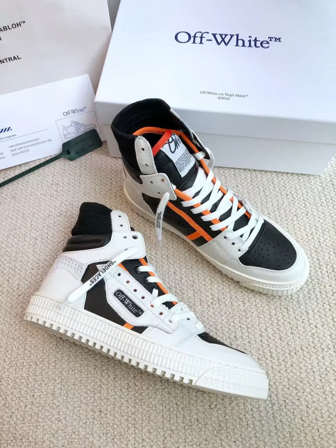 Off-White কালো হাই-টপ সক-কলার লাইফস্টাইল স্নিকার 3