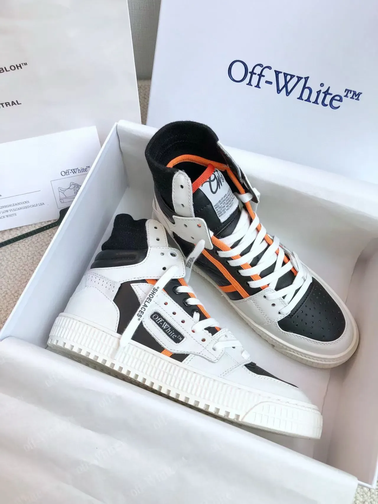 Off-White কালো হাই-টপ সক-কলার লাইফস্টাইল স্নিকার 5