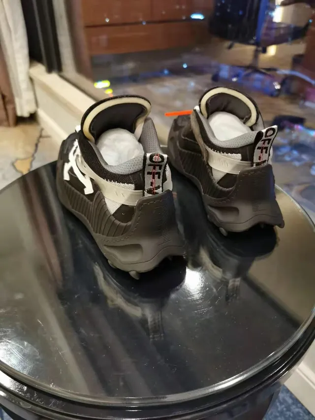 Off-White Black Industrial Design Sole Chunky Sneakers 2