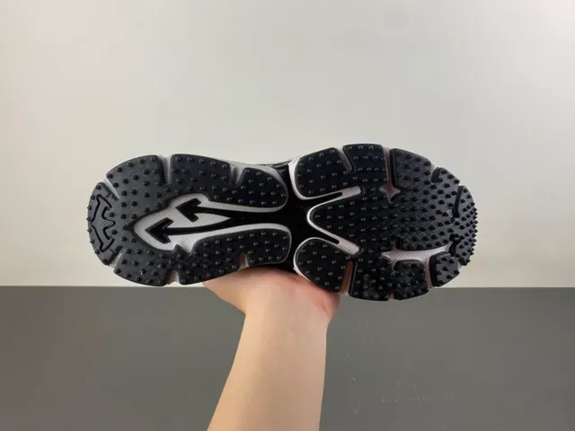 Off-White 黑 多材质 厚底运动鞋 9
