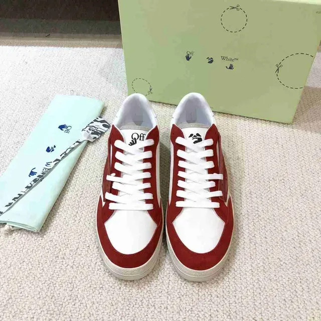 Off-White Fund tênis lifestyle com painéis vermelhos e brancos 8