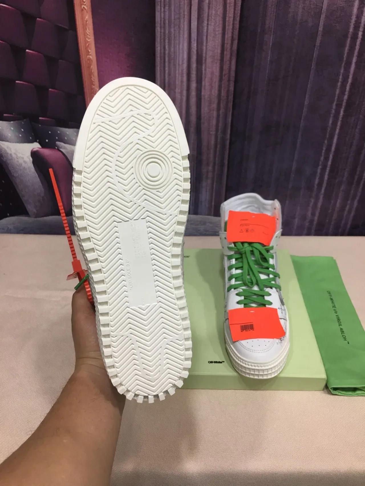 Off-White أخضر عالي الارتفاع ديكونستركتد أسلوب حياة رياضي 2
