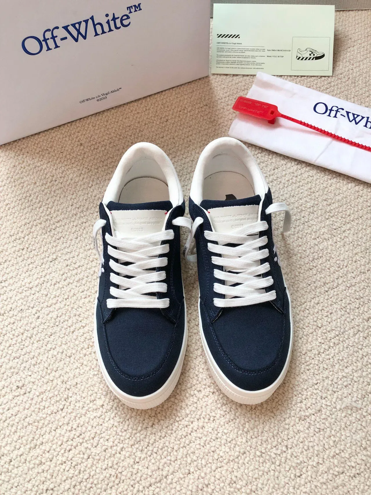 Off-White Navy Canvas Upper Cupsole Lifestyle Sneakers 3