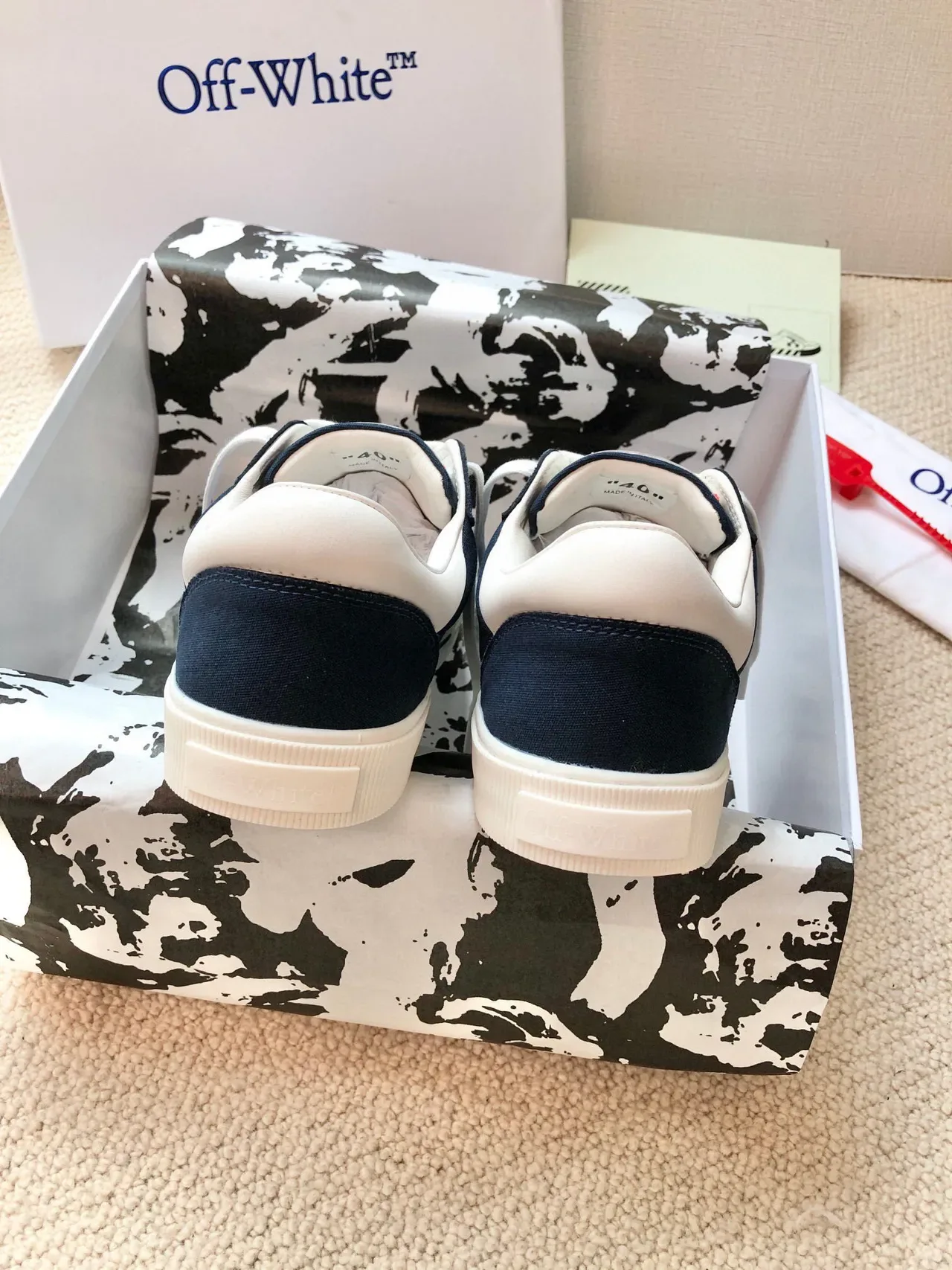 Off-White Navy Canvas Upper Cupsole Lifestyle Sneakers 9