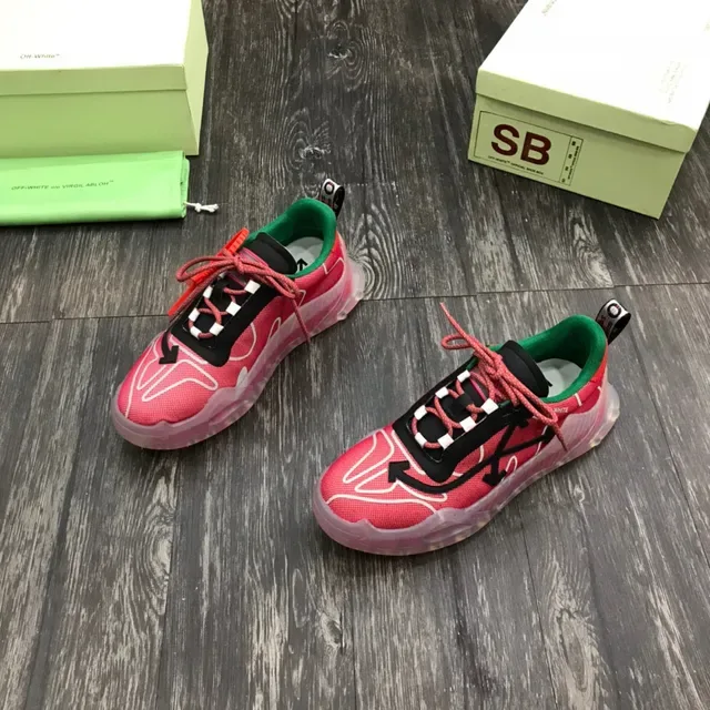 Off-White sneakers chunky rose noir semelle translucide lacets industriels zip-tie 8