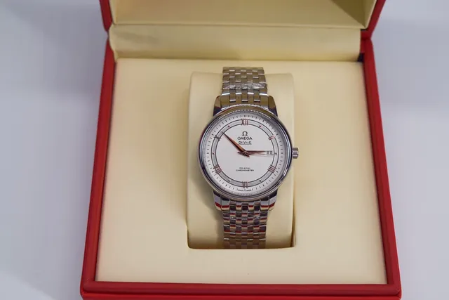 Omega De Ville Co-Axial Chronometer ton argenté montre mécanique 7