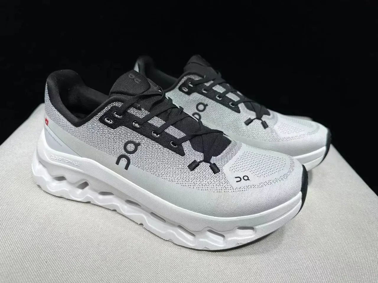 On Gray Black Engineered Knit Upper CloudTec Podded Midsole Running Shoes 9