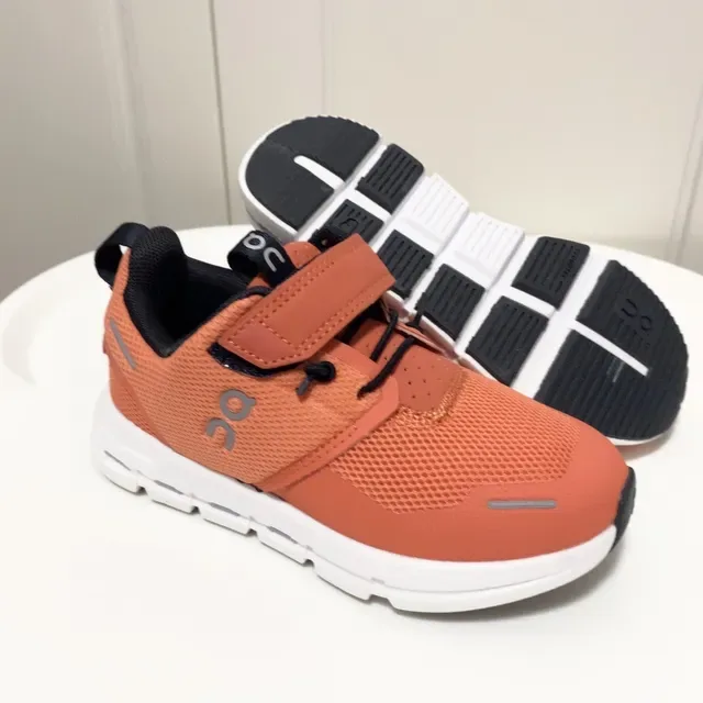 On Gray White Low-Top Mesh Upper Lifestyle Sneakers 21