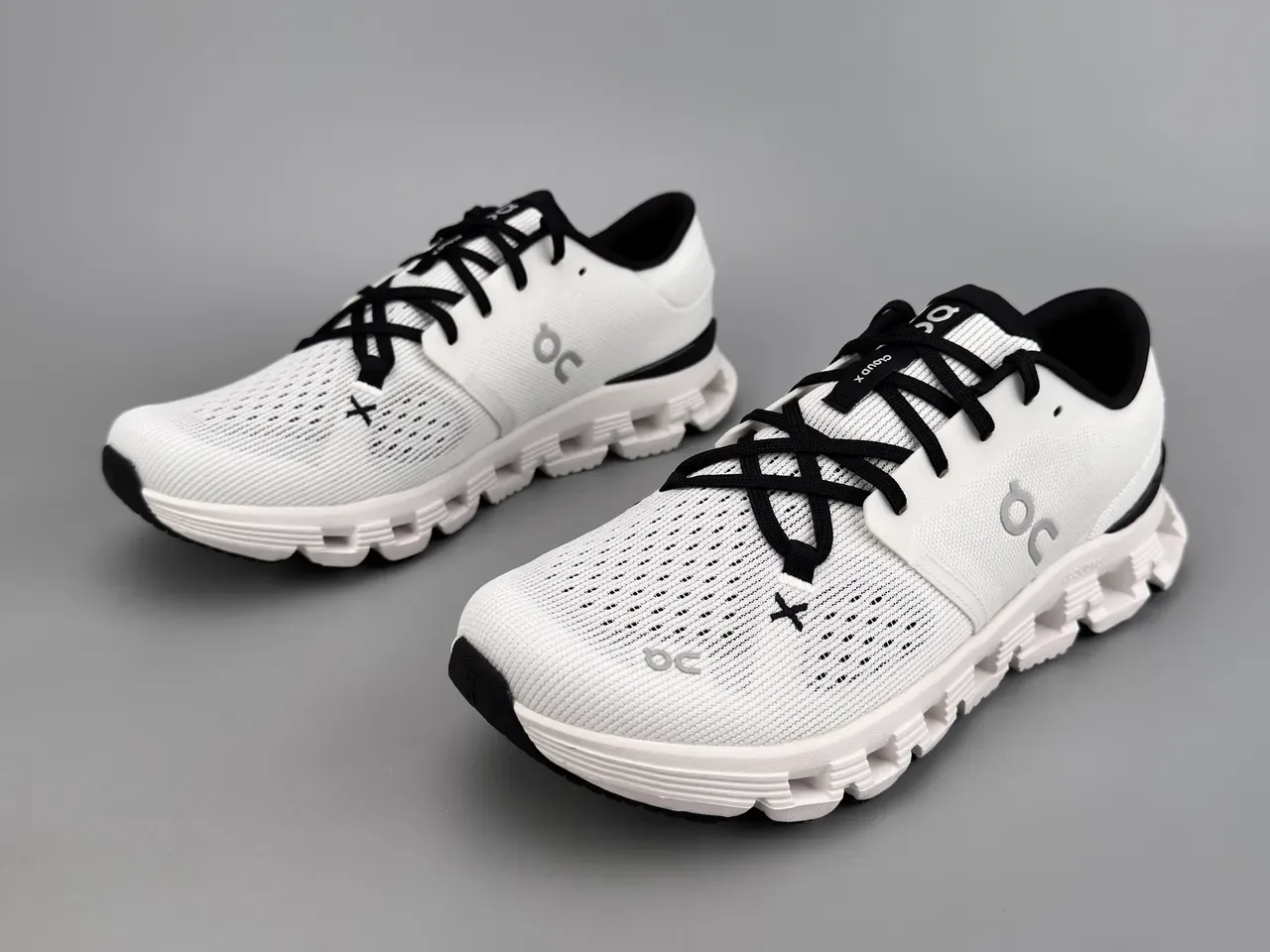 On White Black Engineered Knit Upper Segmented CloudTec Midsole Running Shoes 5