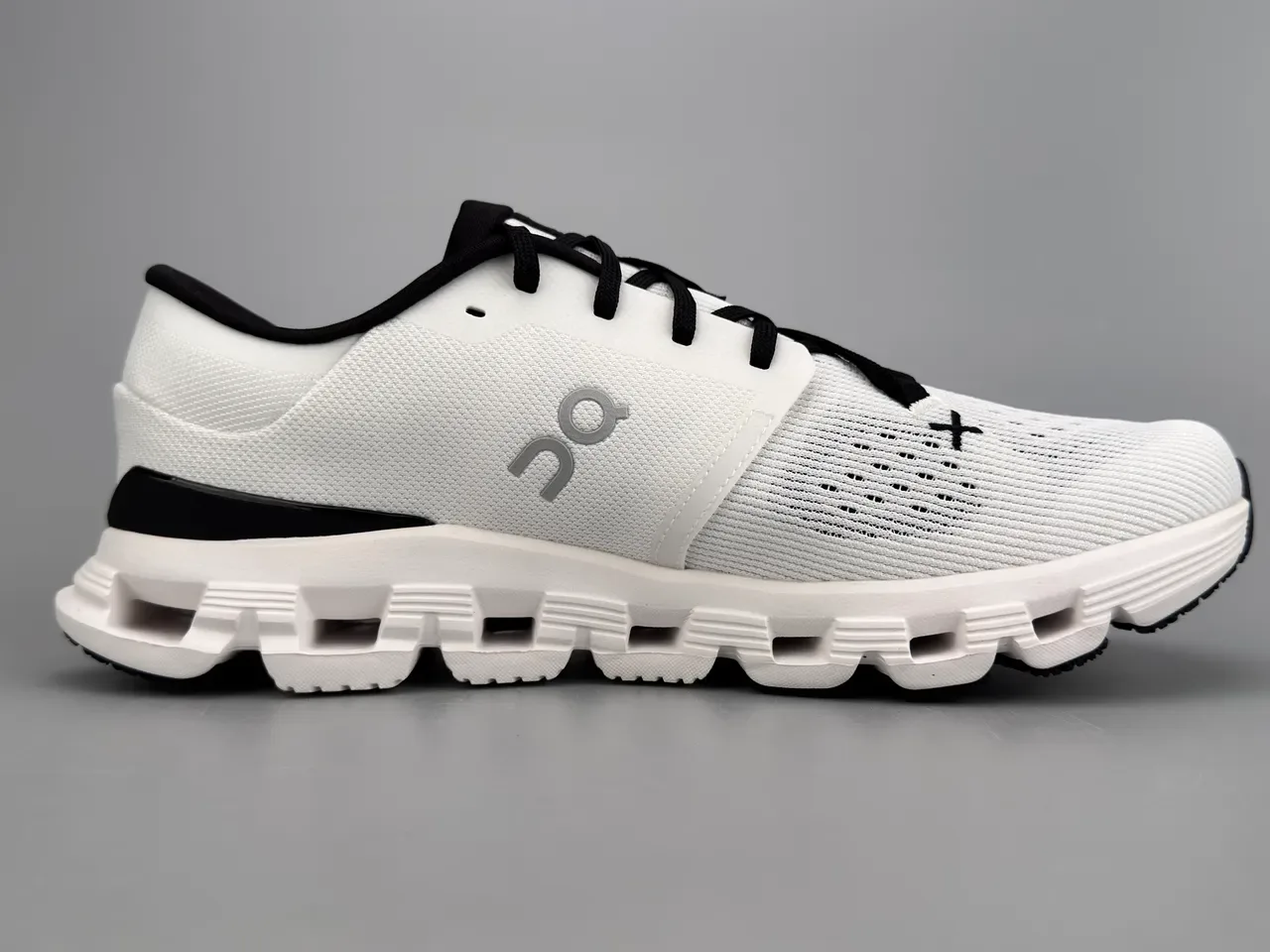 On White Black Engineered Knit Upper Segmented CloudTec Midsole Running Shoes 10