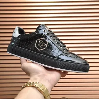 Philipp Plein Lifestyle Sneaker Black Silver Crocodile-Embossed Patent Leather Hexagonal PP Logo Lifestyle Sneakers