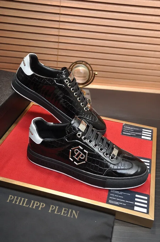 Philipp Plein Lifestyle Sneakers Preto Prata Couro Patentado com Embossado Crocodilo Logotipo PP Hexagonal Lifestyle Sneakers 5