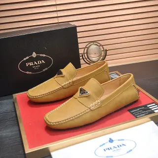 Prada بيج أبيض أصفر خردل جلد خياط التباين لوفر