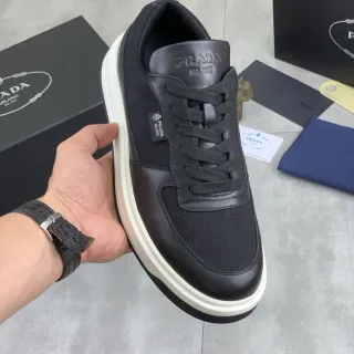 Prada أسود أبيض حذاء منصة قاعدة مزيج جلد ونسيج علوى أحذية أسلوب حياة