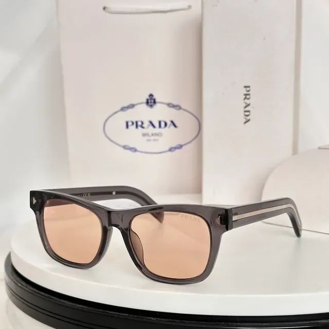 Prada Brown Gold Rectangular Frame Acetate Construction Sunglasses 7