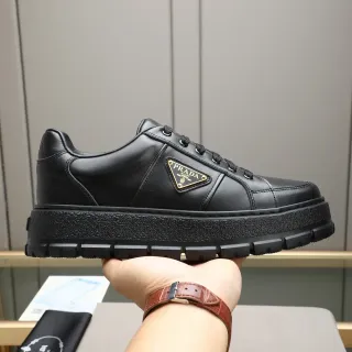 Prada Cloudbust Sneakers Lifestyle Plateforme Cuir Noir