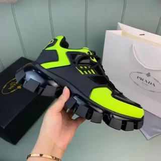 برادا كلاودباست أخضر نيون وأسود حذاء رياضي كانكي