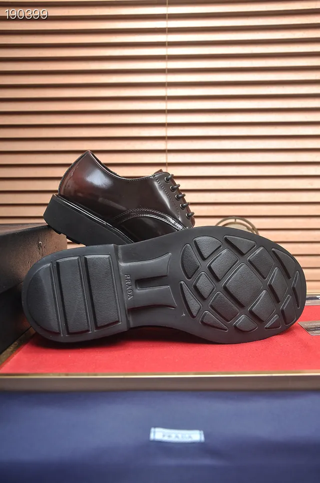 Prada Polished Brown Cap-Toe Oxford Shoes 2