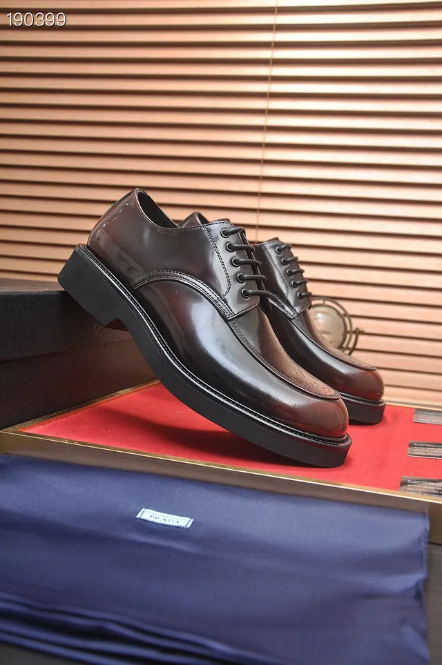 Prada Polished Brown Cap-Toe Oxford Shoes 8