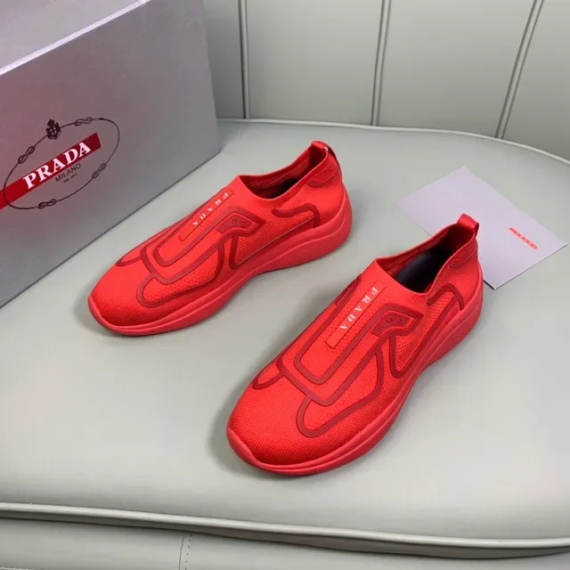 Prada लाल बোনা মেশ উপর স্লিপ-অন নির্মাণ লাইফস্টাইল স্নিকার্স 9