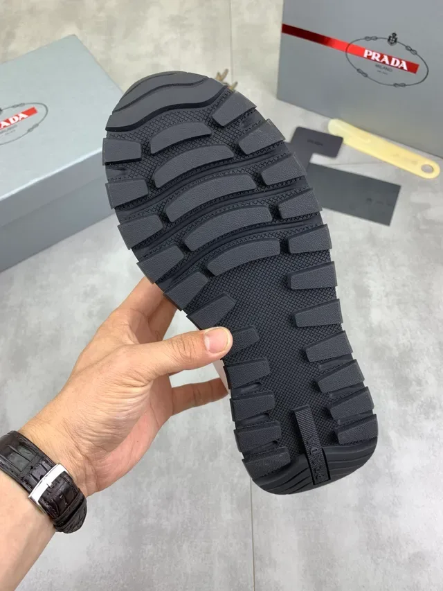 Prada White Black Mesh And Synthetic Upper Rubber Outsole Lifestyle Sneakers 2