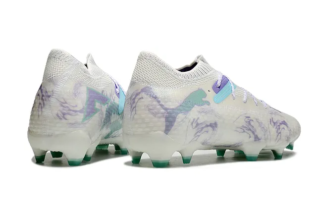 Chaussures de football Puma blanc et violet upper en maille impression marbrée Firm Ground 5
