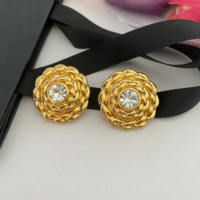 Saint Laurent Boucles d'oreilles à Cristal Dorées Tordues en Corde 5